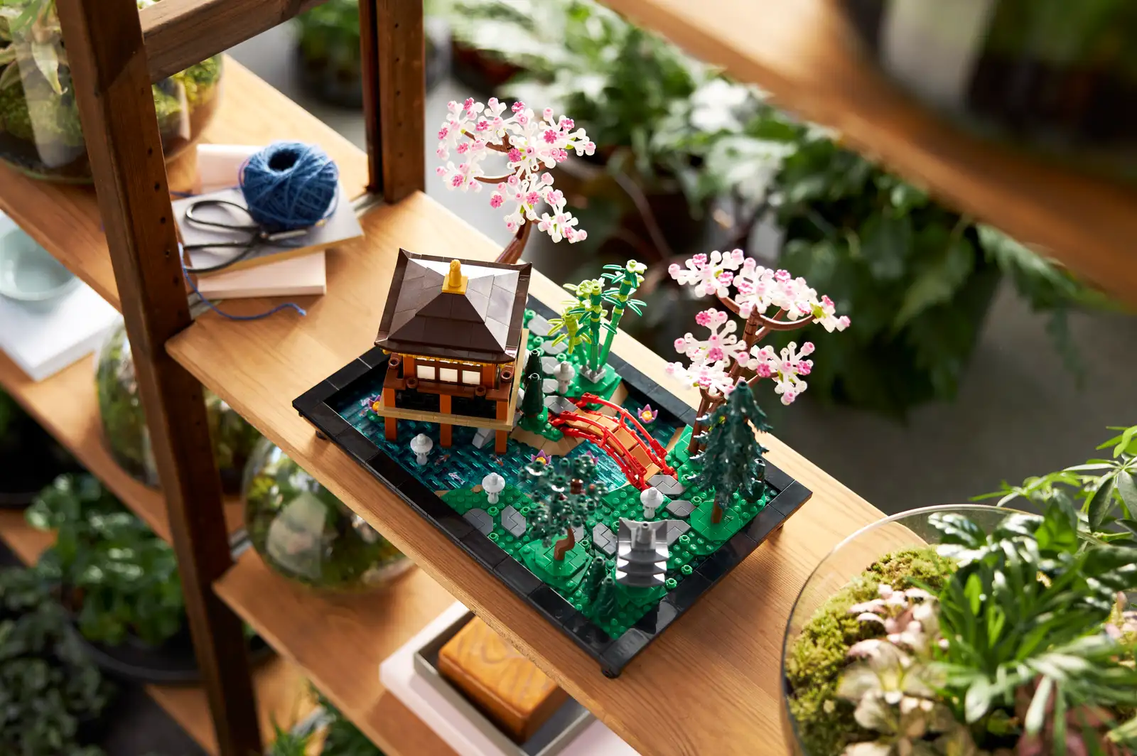 Set 10315: Tranquil Garden